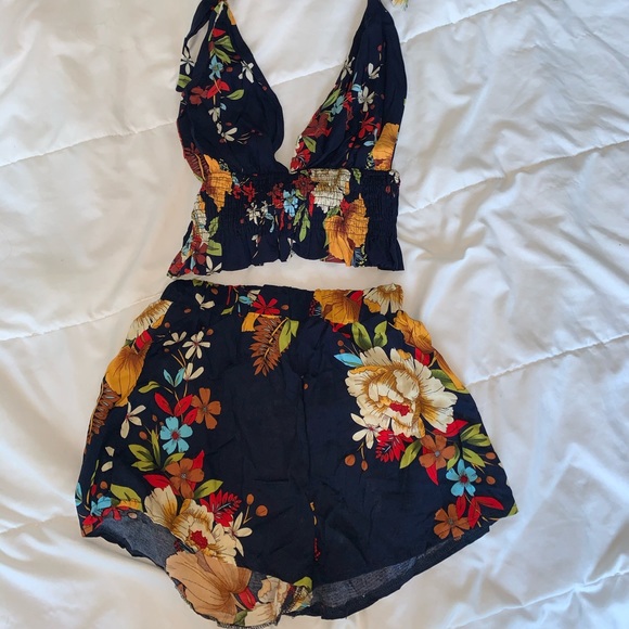 SHEIN Pants - Shein two piece halter top set